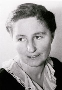 Klara Schlink 1940 Klara Schlink 1940